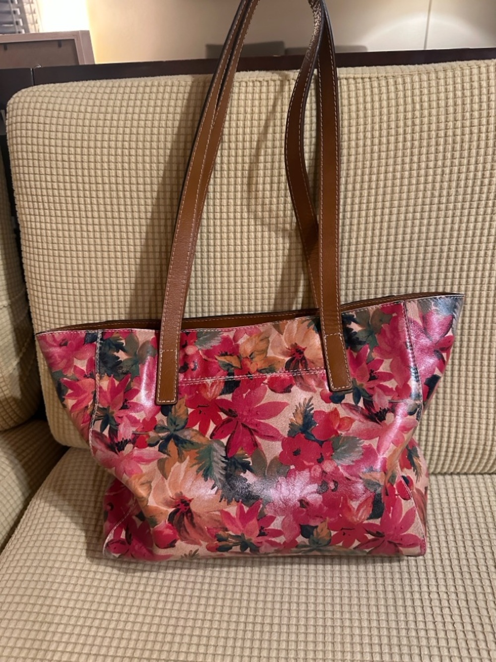Patricia Nash Floral Tote Bag with Brown Straps - Pink Floral - Picture 6 of 10